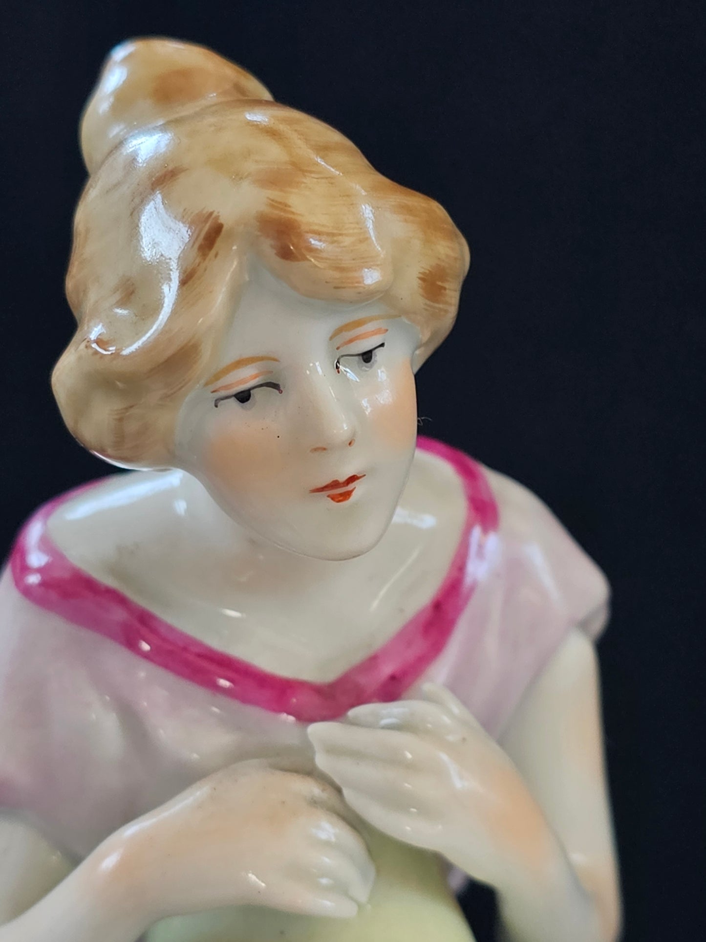 A Vintage German Art Deco Style P M P Figural Lamp & Shade, Handpainted