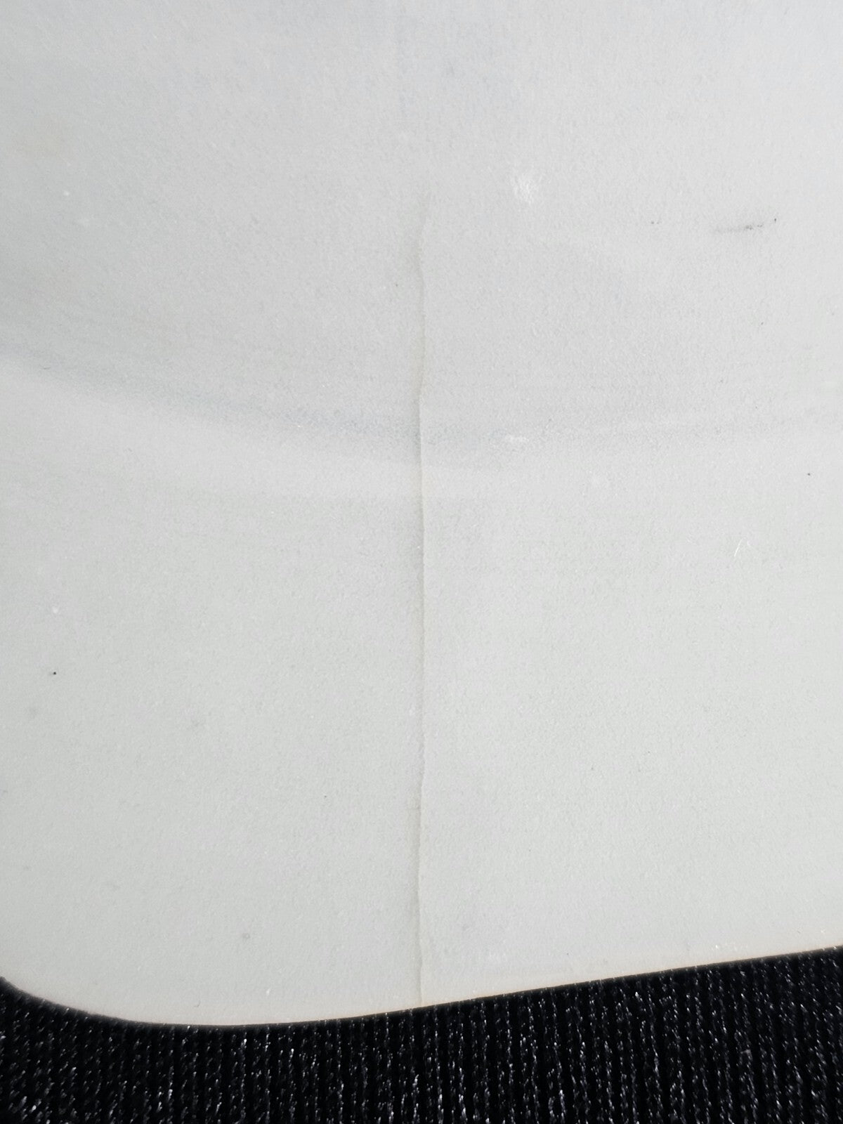 An 18thc Octagonal Shaped Chinese Export blue and White Plate, Hand Painted
