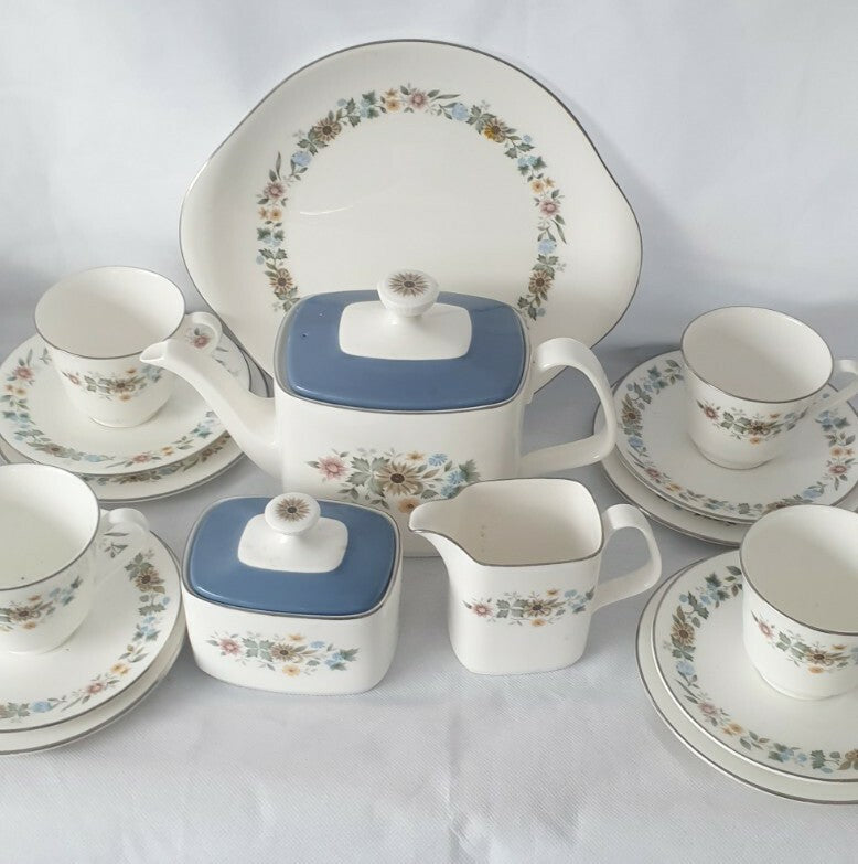 Royal Doulton tea service Pastorale pattern