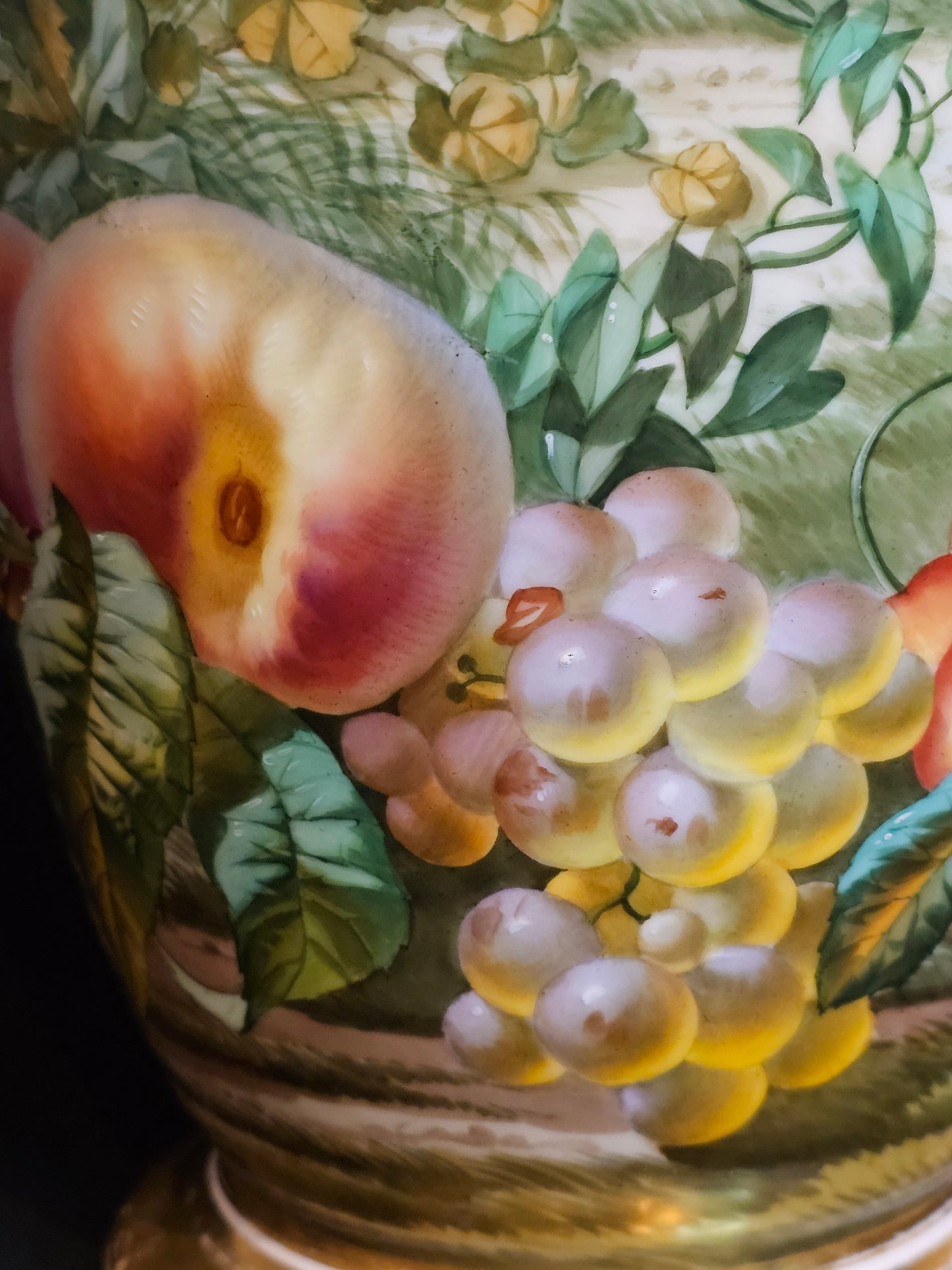 A Large 19thC Paris Porcelain Vase Finely Painted with Ducks, Flowers and Fruit