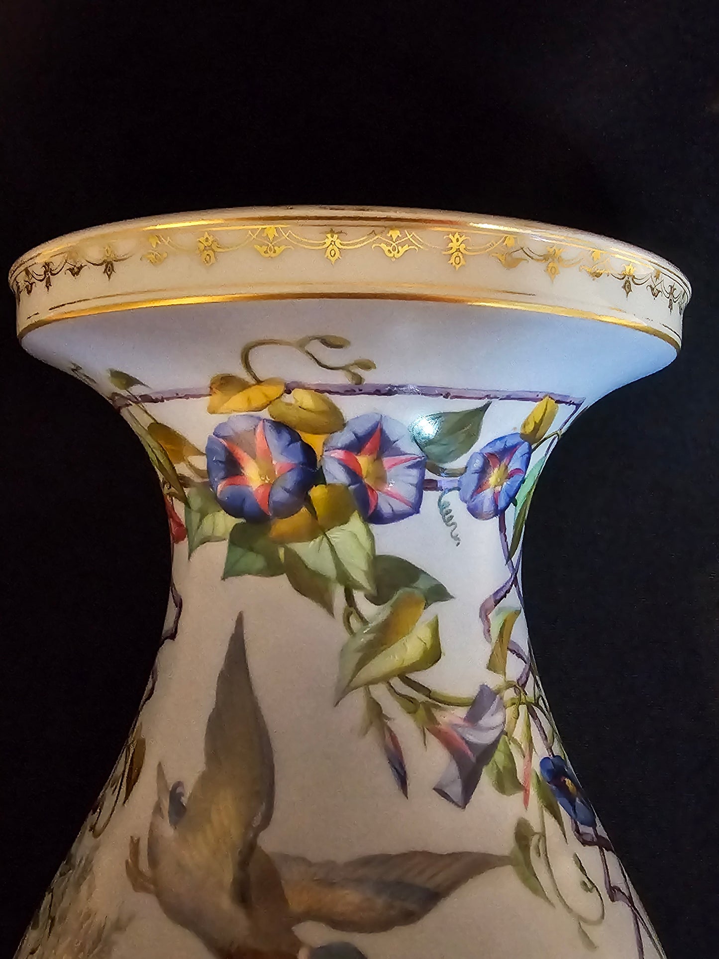 A Large 19thC Paris Porcelain Vase Finely Painted with Ducks, Flowers and Fruit