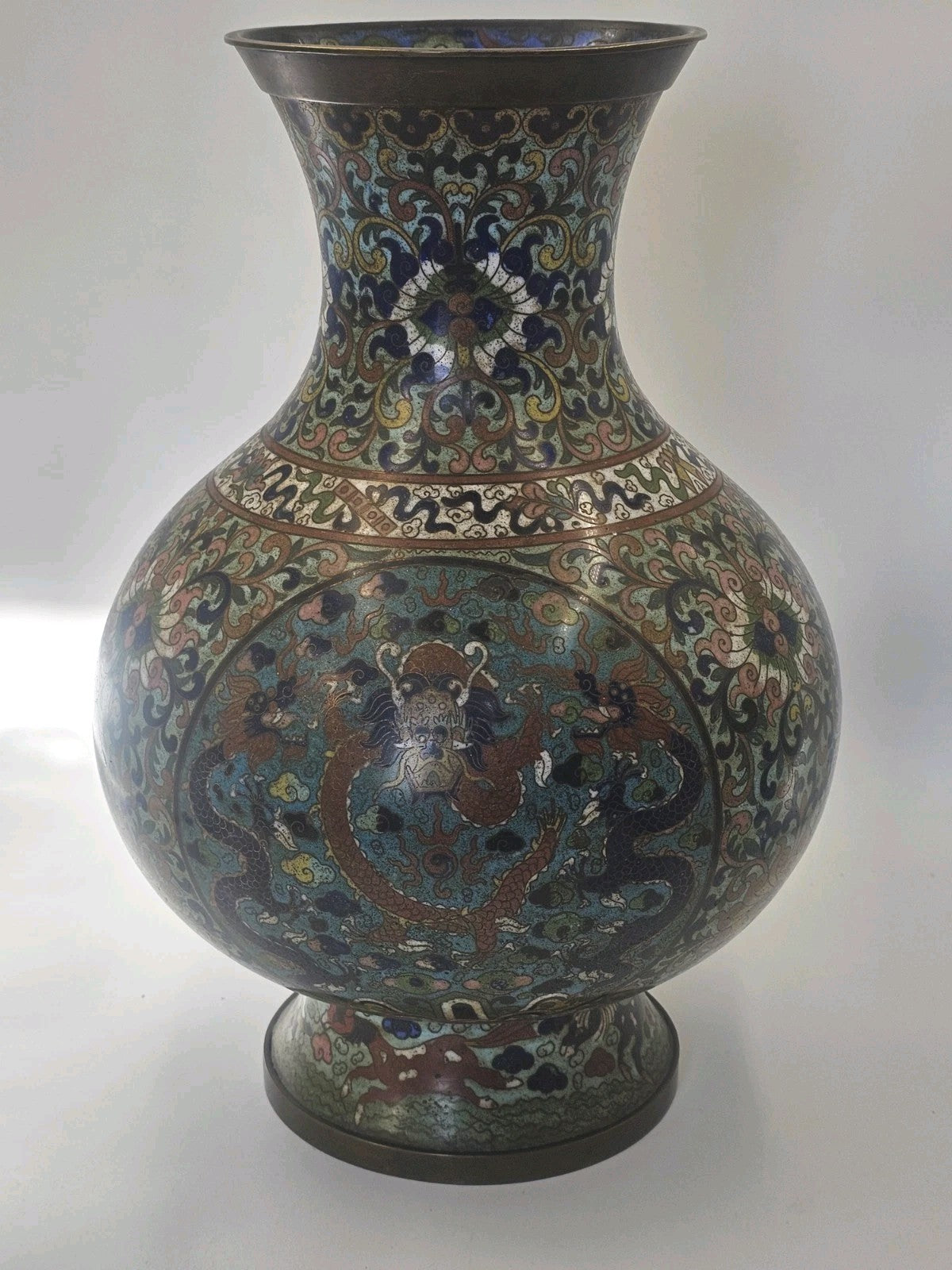 Antique Chinese Cloisonné Enamel Dragon Vase Qing Dynasty 15.4 in