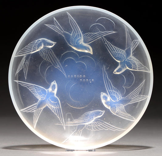 A Sabino semi opalescent glass bowl moulded with birds,