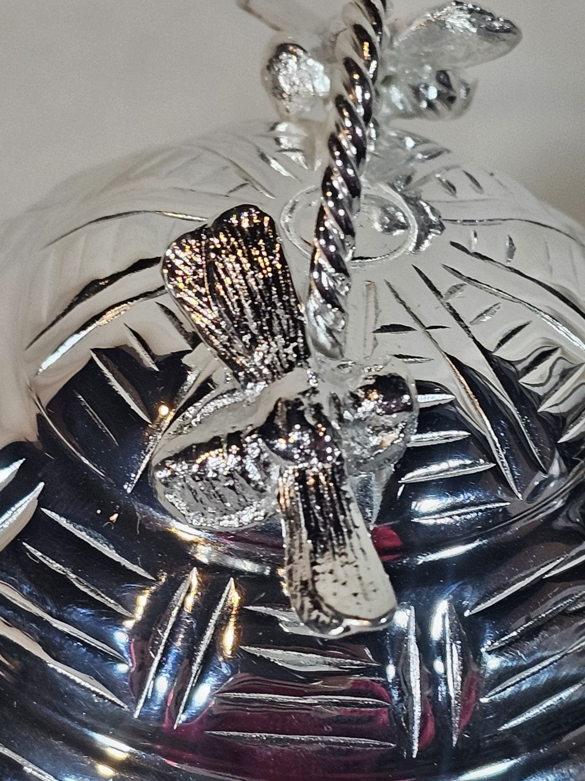 A Silver Plated Beehive Honey Pot & Spoon Moulded with Bee's on the Handle