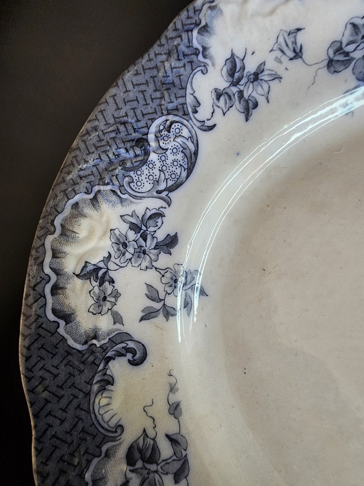 A Large Victorian 19thC Blue and White Flow Meat Platter