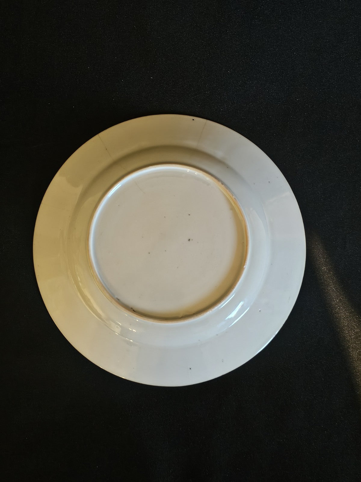 An 18thC Qianlong Chinese Porcelain Plate, Hand Painted & Enamelled