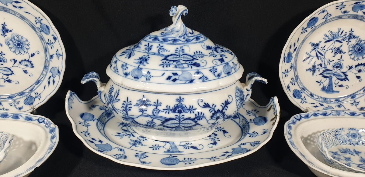 A Bloch & Co Eickwald Blue and White Onion Pattern Dinner Service,  19thC