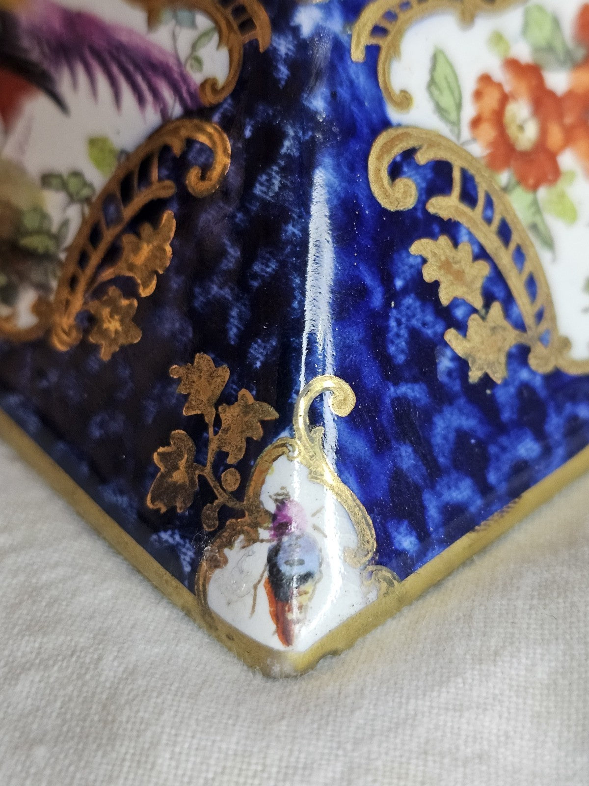 A 19TH CENTURY PORCELAIN SEVRES STYLE OBELISK FORMED DESK THERMOMETER