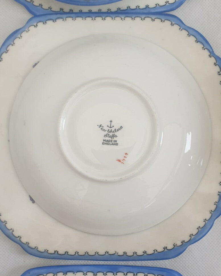 A New Chelsea bone china floral Kirby pattern tea service, mid 20th c,
