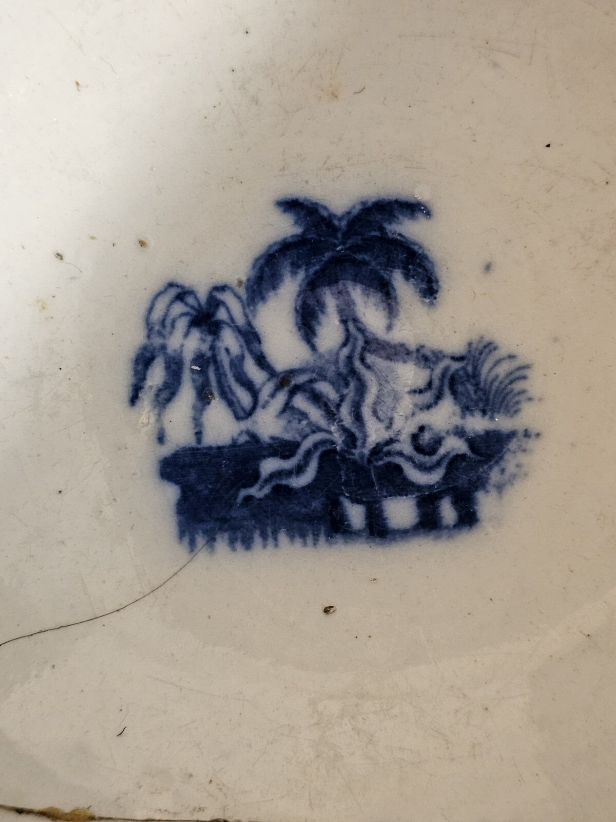 A Round Underglaze Blue Printed Pearlware Bowl, C1800-10 A/F