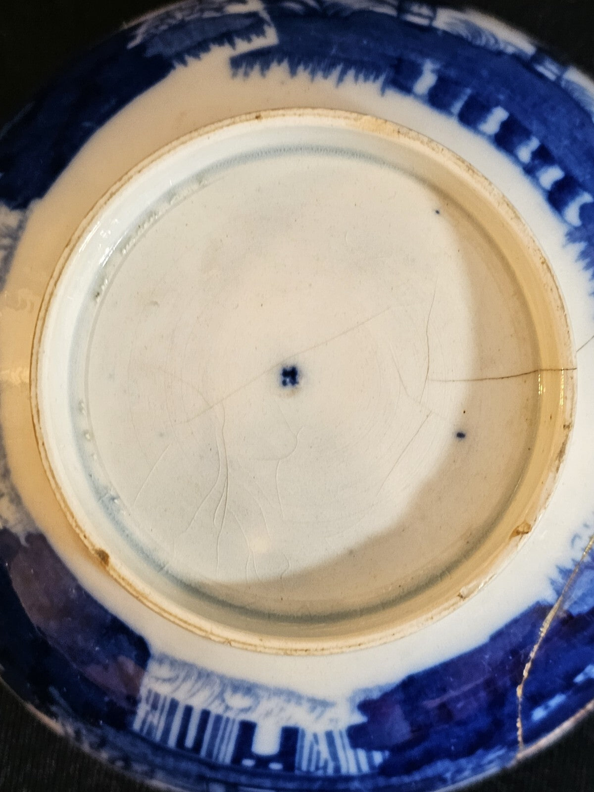 A Round Underglaze Blue Printed Pearlware Bowl, C1800-10 A/F