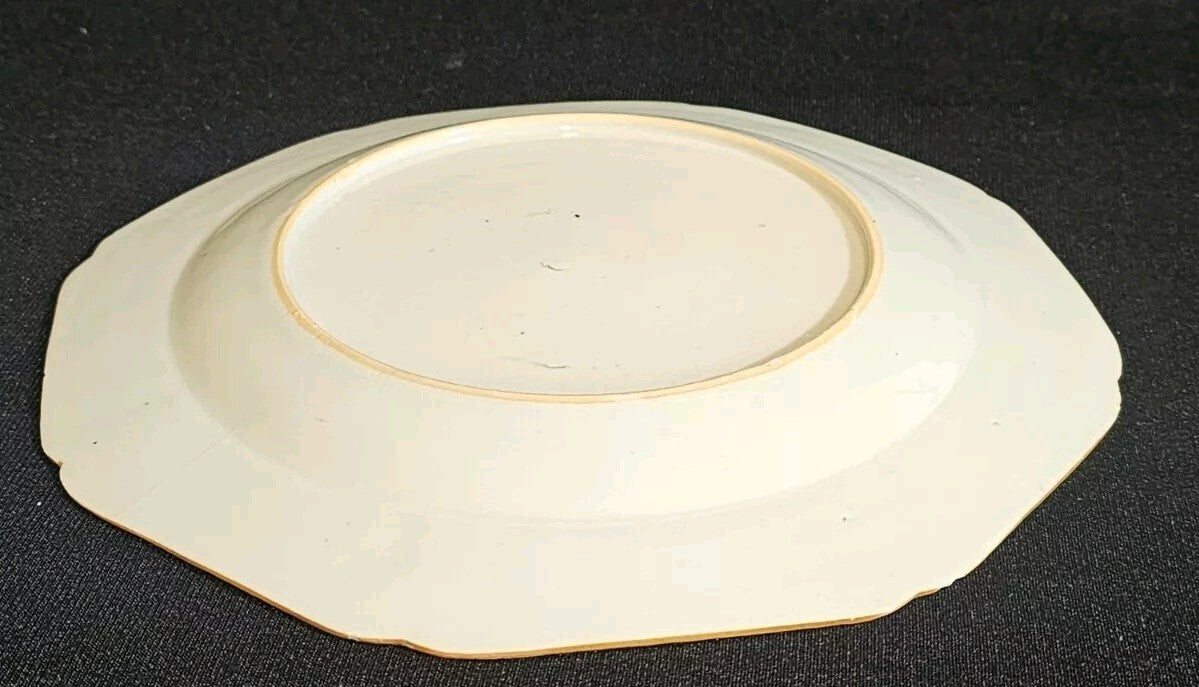 An 18thc Octagonal Shaped Chinese Export blue and White Plate, Hand Painted