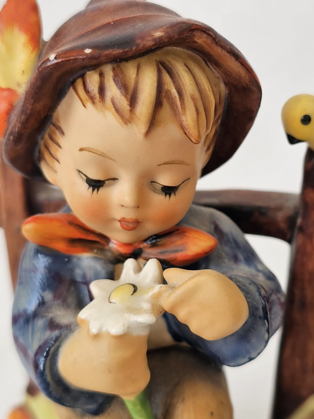 A Vintage Goebel Hummel Figurine 174, 'She Loves me, She loves Me not'