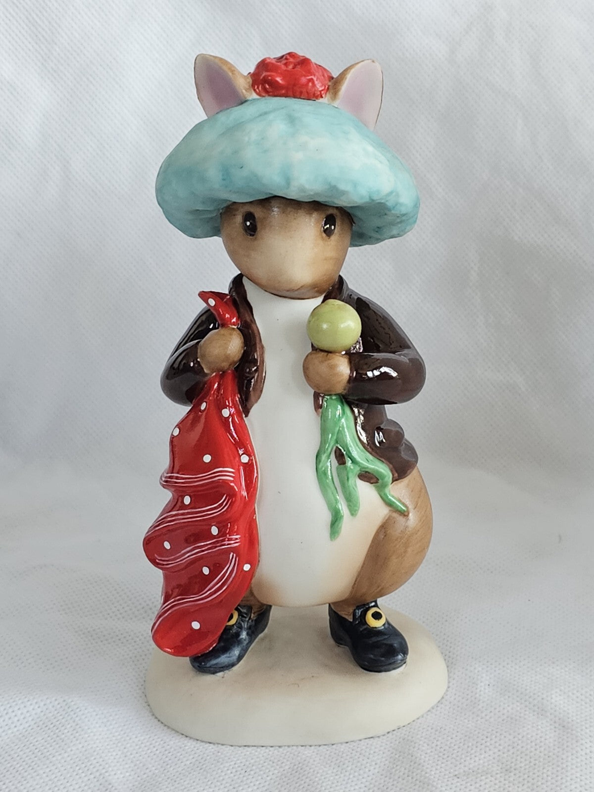 Peter Rabbit and Friends Benjamin Bunny Figurine A2451 by Frederick Warne & Co