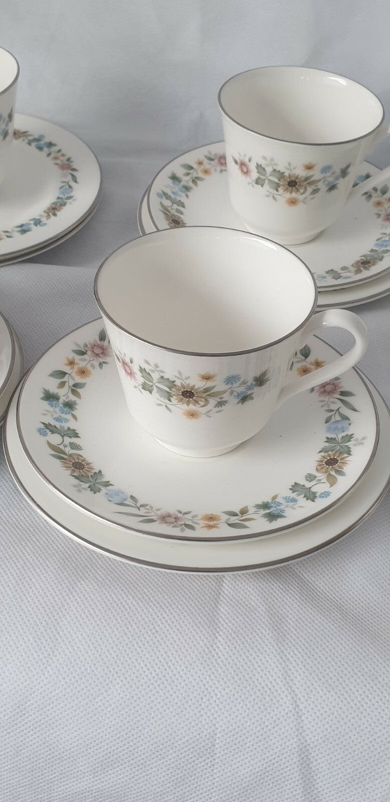 Royal Doulton tea service Pastorale pattern