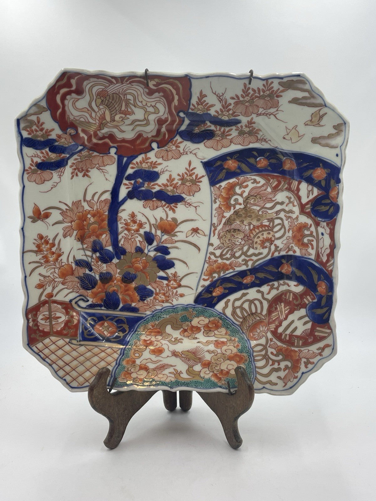 A Japanese 19thC Meiji Period Square Charger Imari Pattern Hand Painted