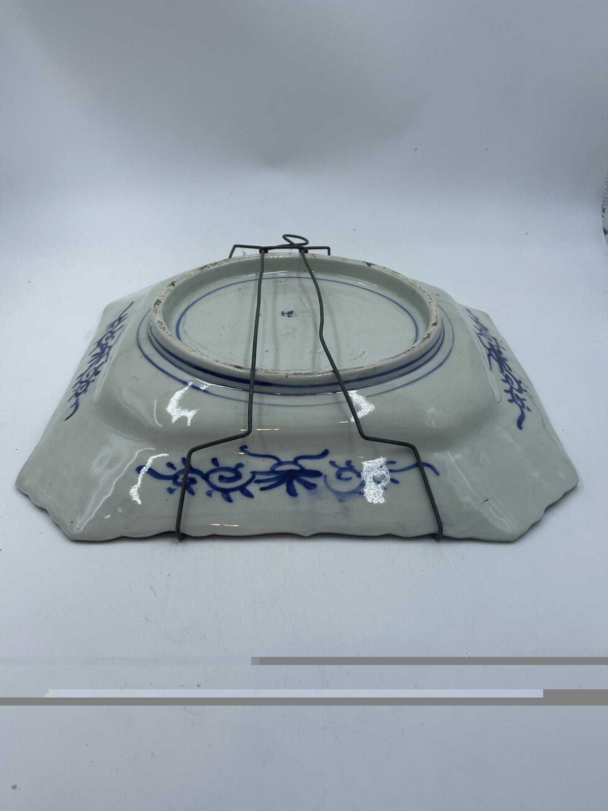 A Japanese 19thC Meiji Period Square Charger Imari Pattern Hand Painted