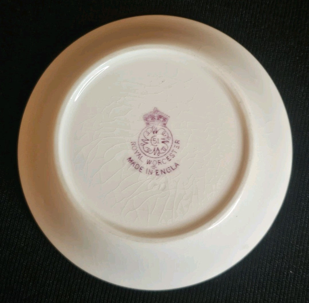 A Royal Worcester Dish, 1930, Painted by Spilsbury, Signed, with Hadley Roses,