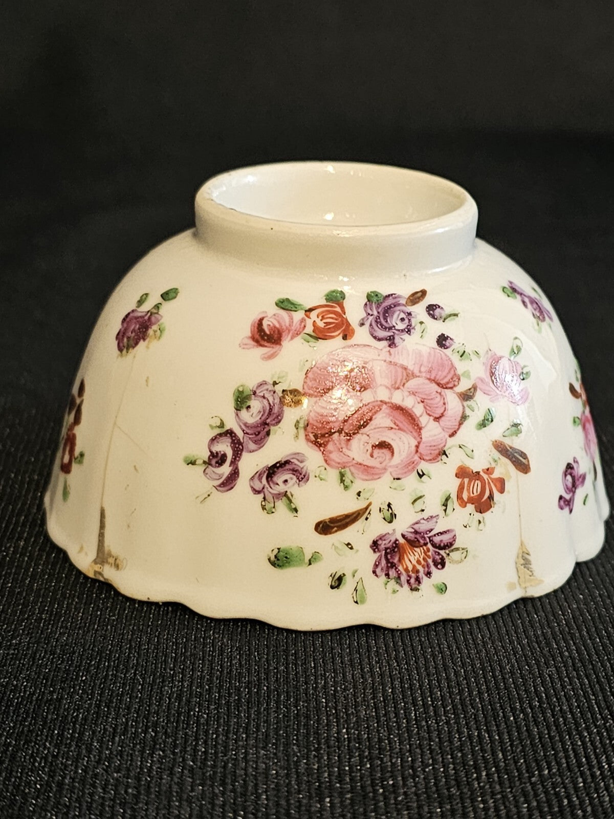 An Antique 18thC Chinese Export Famille Rose Tea Bowl & Saucer A/F