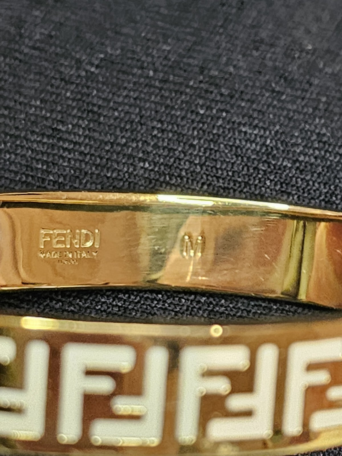 A Forever Fendi Bracelet in Gold and White Enamel Size M