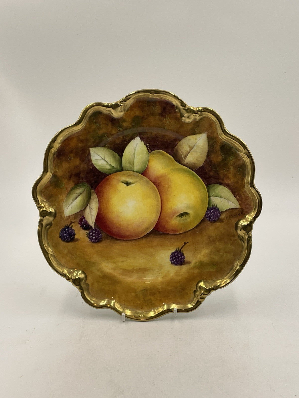 A Coalport Cabinet plate, C1970-80, Painted & Signed by Malcolm Harnett