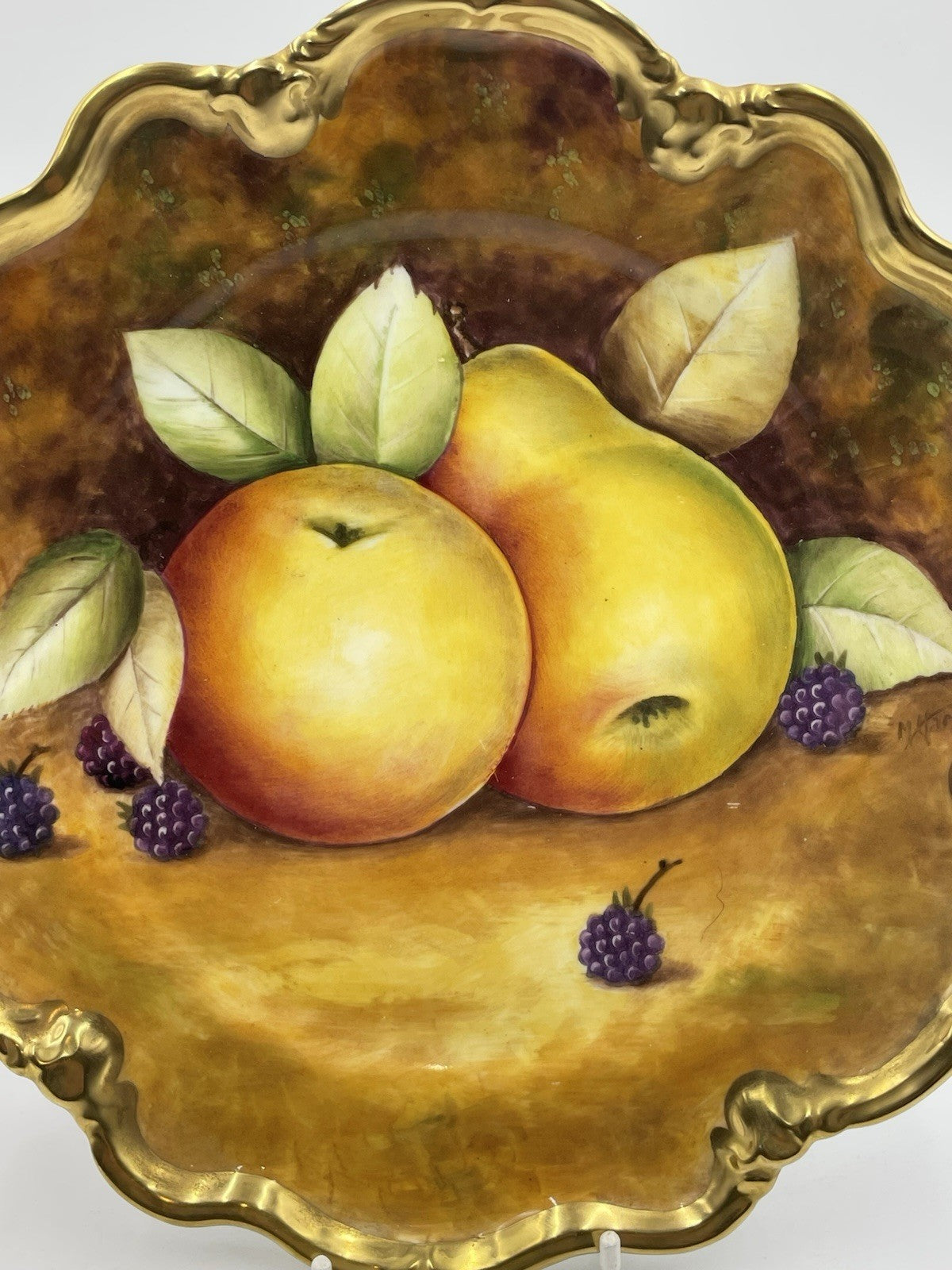 A Coalport Cabinet plate, C1970-80, Painted & Signed by Malcolm Harnett