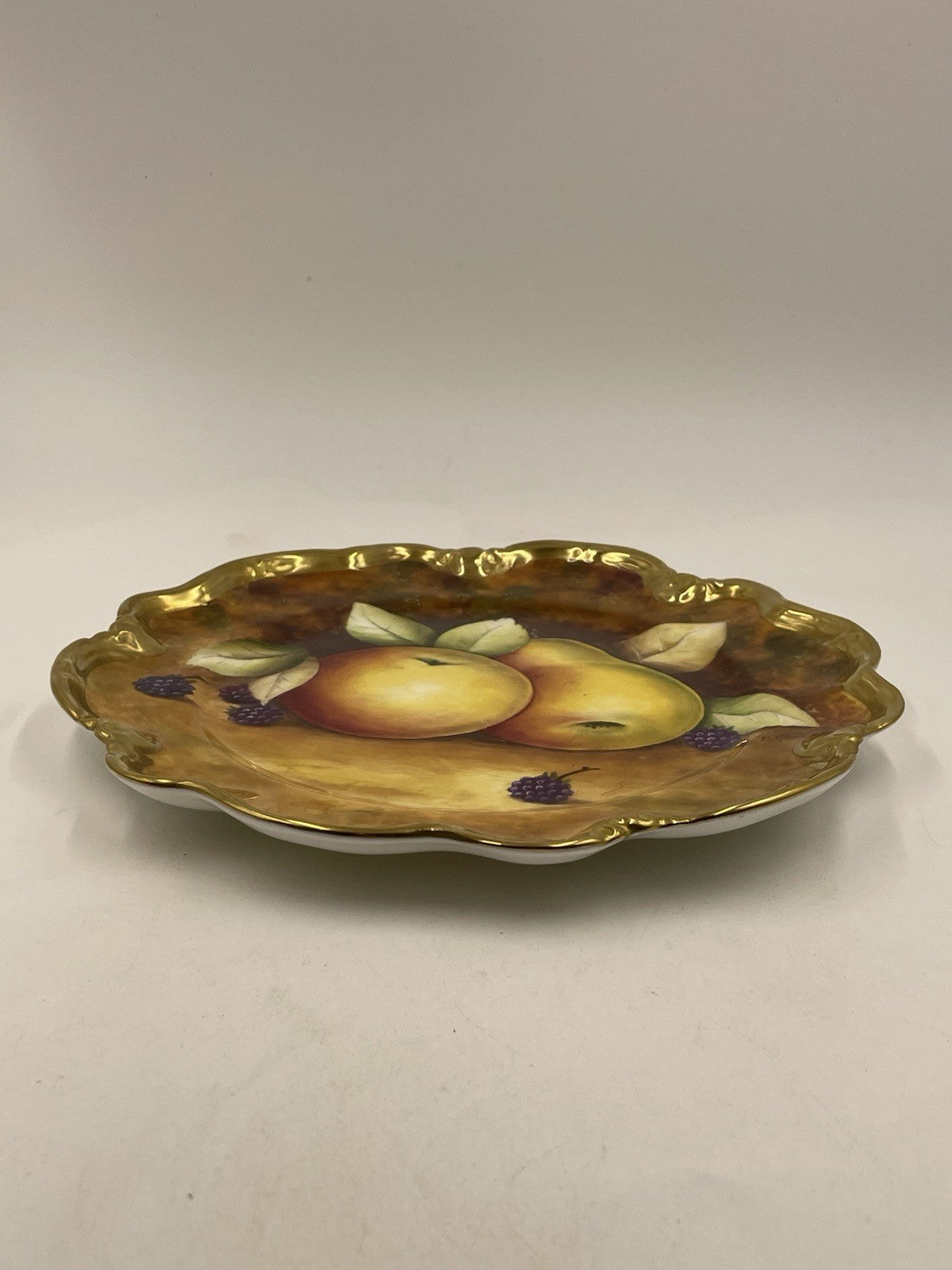 A Coalport Cabinet plate, C1970-80, Painted & Signed by Malcolm Harnett
