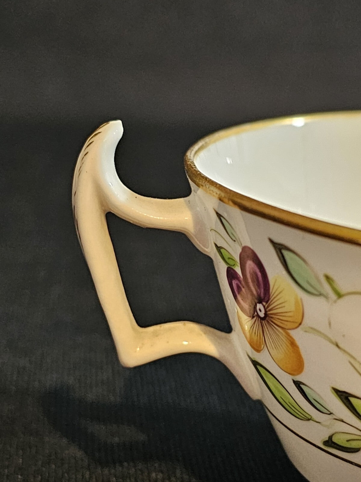 An Early 19thC English Porcelain Tea Cup, Hand Painted with Flowers