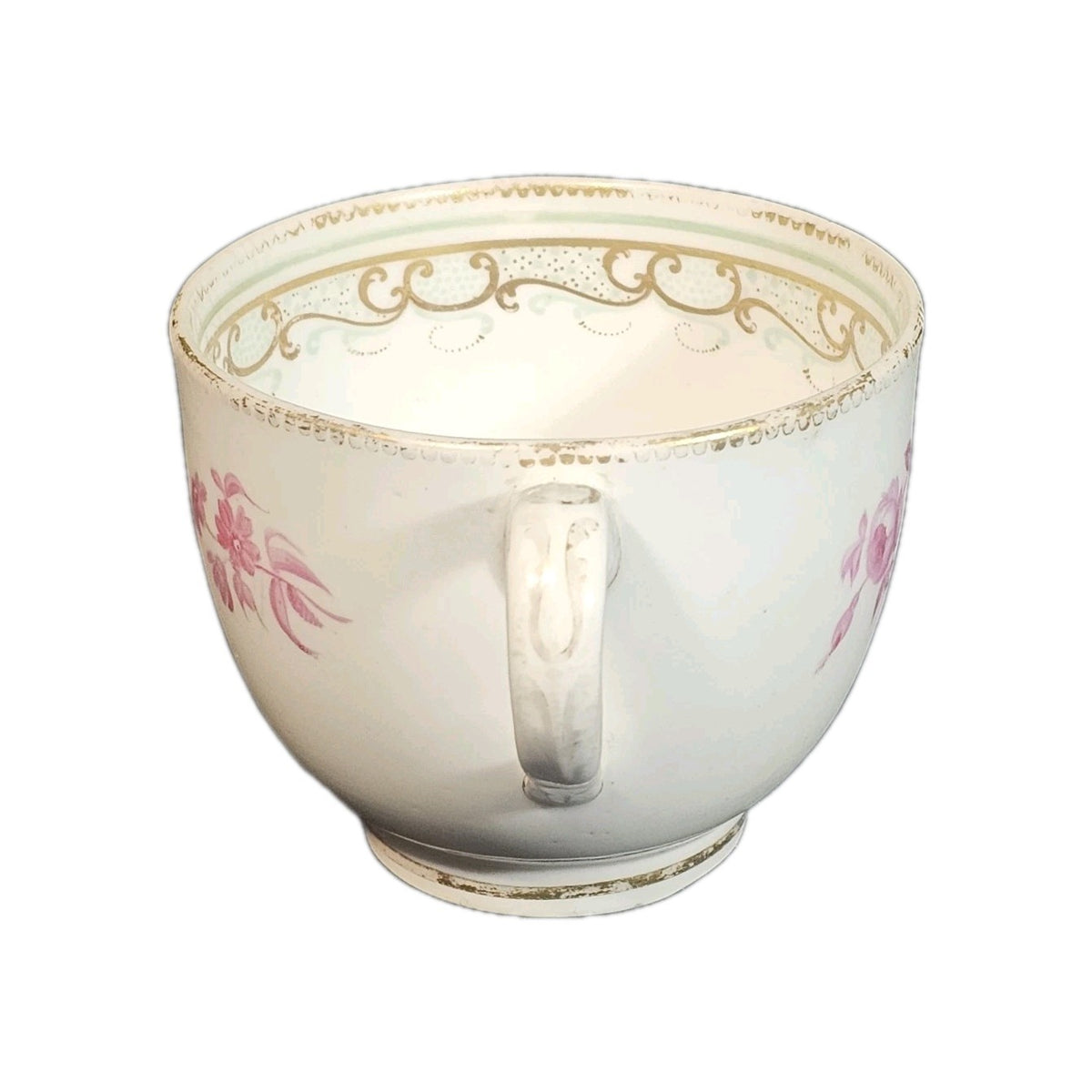 An Antique Copeland 19thC Tea Cup Hand Painted with a Couple