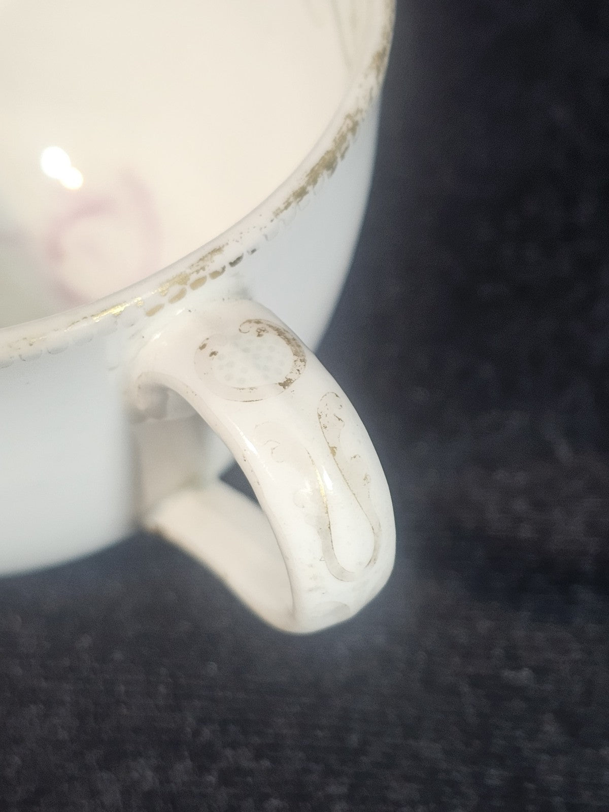 An Antique Copeland 19thC Tea Cup Hand Painted with a Couple
