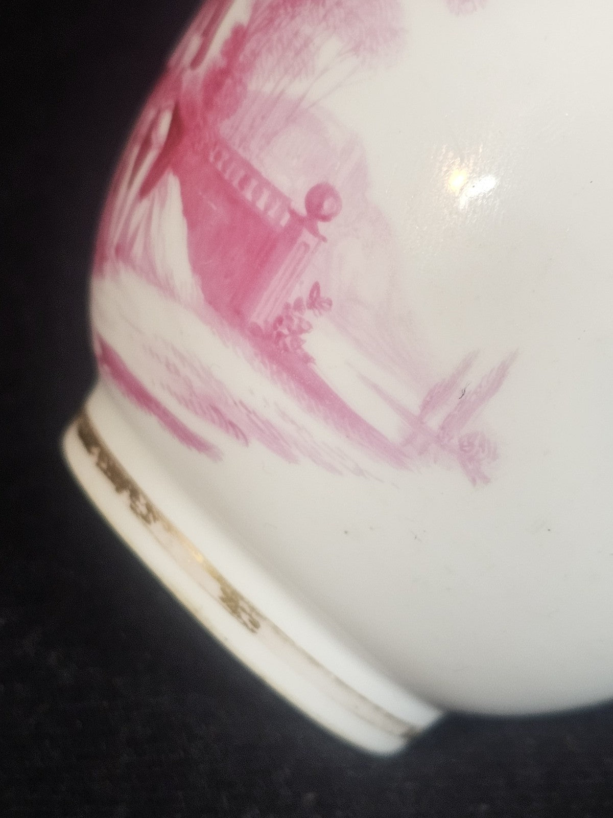 An Antique Copeland 19thC Tea Cup Hand Painted with a Couple