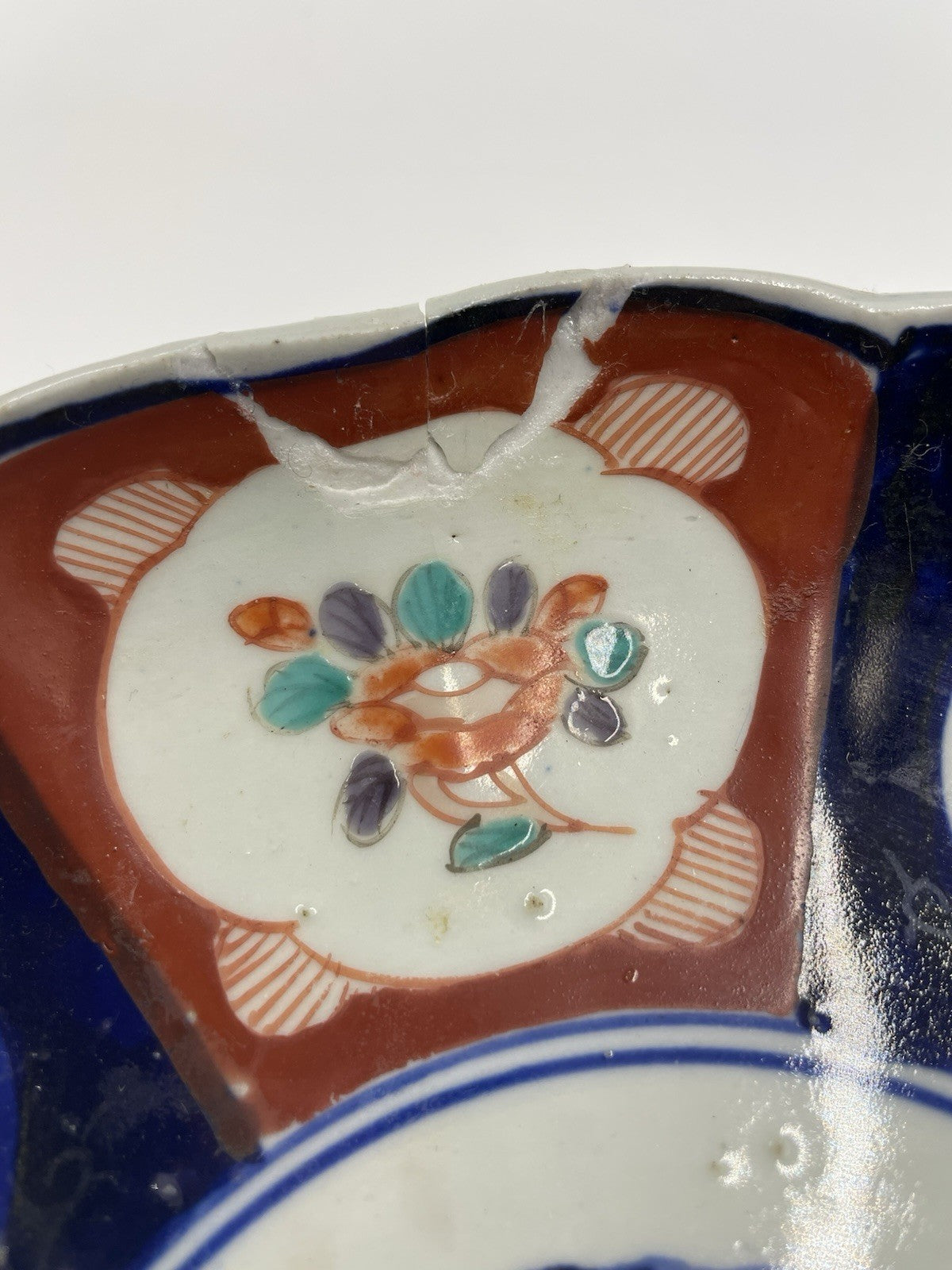 A Pair of Japanese Imari Porcelain Dishes Meiji Period 19thC