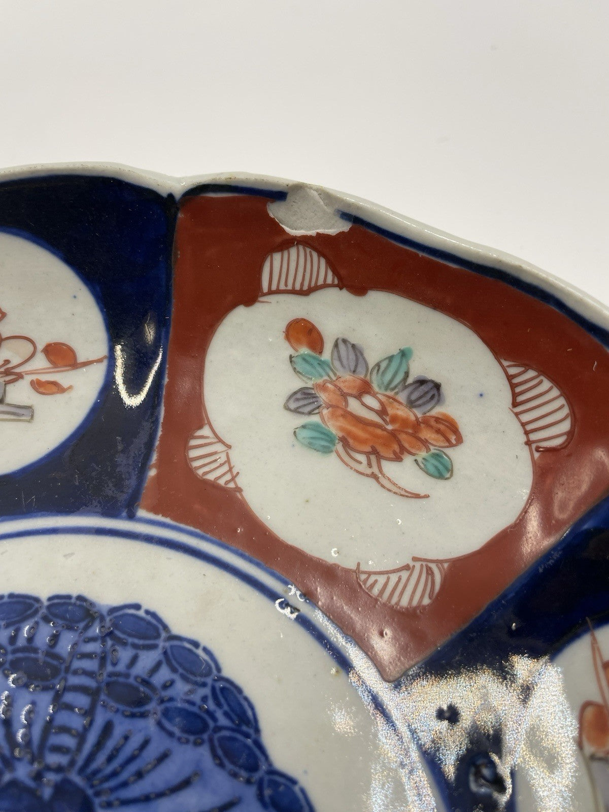 A Pair of Japanese Imari Porcelain Dishes Meiji Period 19thC