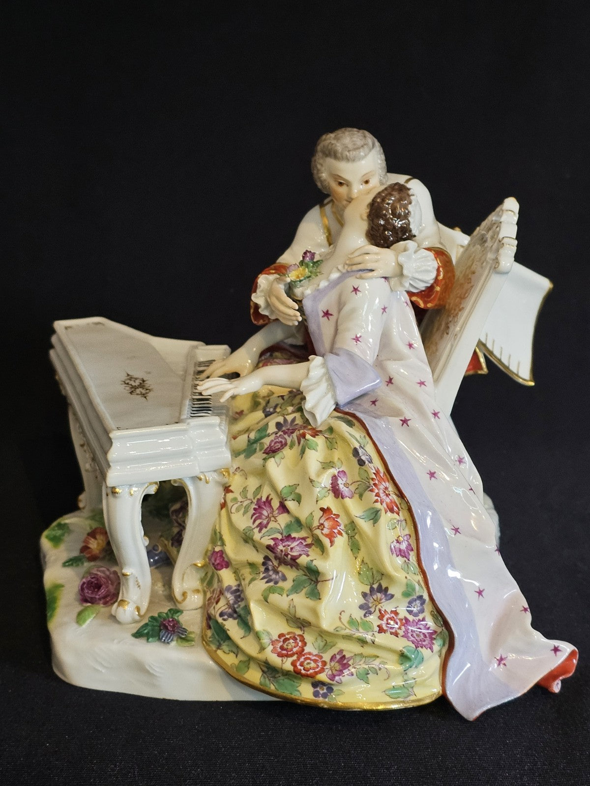 Antique Meissen Porcelain Clavichord Piano Figure Group C1860 Model 186