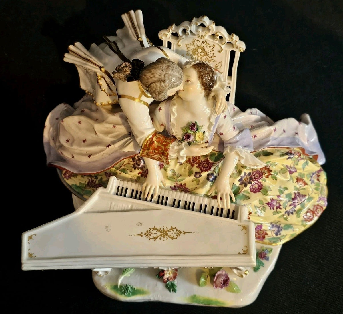 Antique Meissen Porcelain Clavichord Piano Figure Group C1860 Model 186