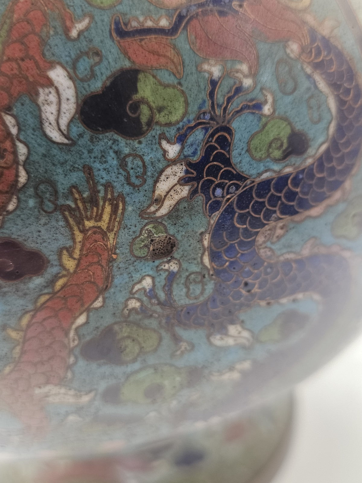 Antique Chinese Cloisonné Enamel Dragon Vase Qing Dynasty 15.4 in