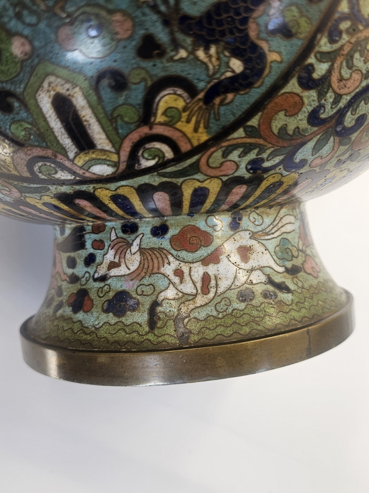Antique Chinese Cloisonné Enamel Dragon Vase Qing Dynasty 15.4 in