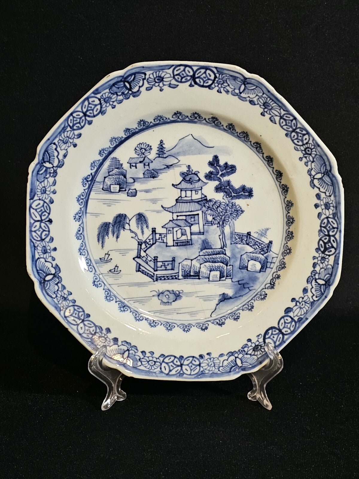 Antique 18th Century Chinese Export Octagonal Blue and White Porcelain Plate