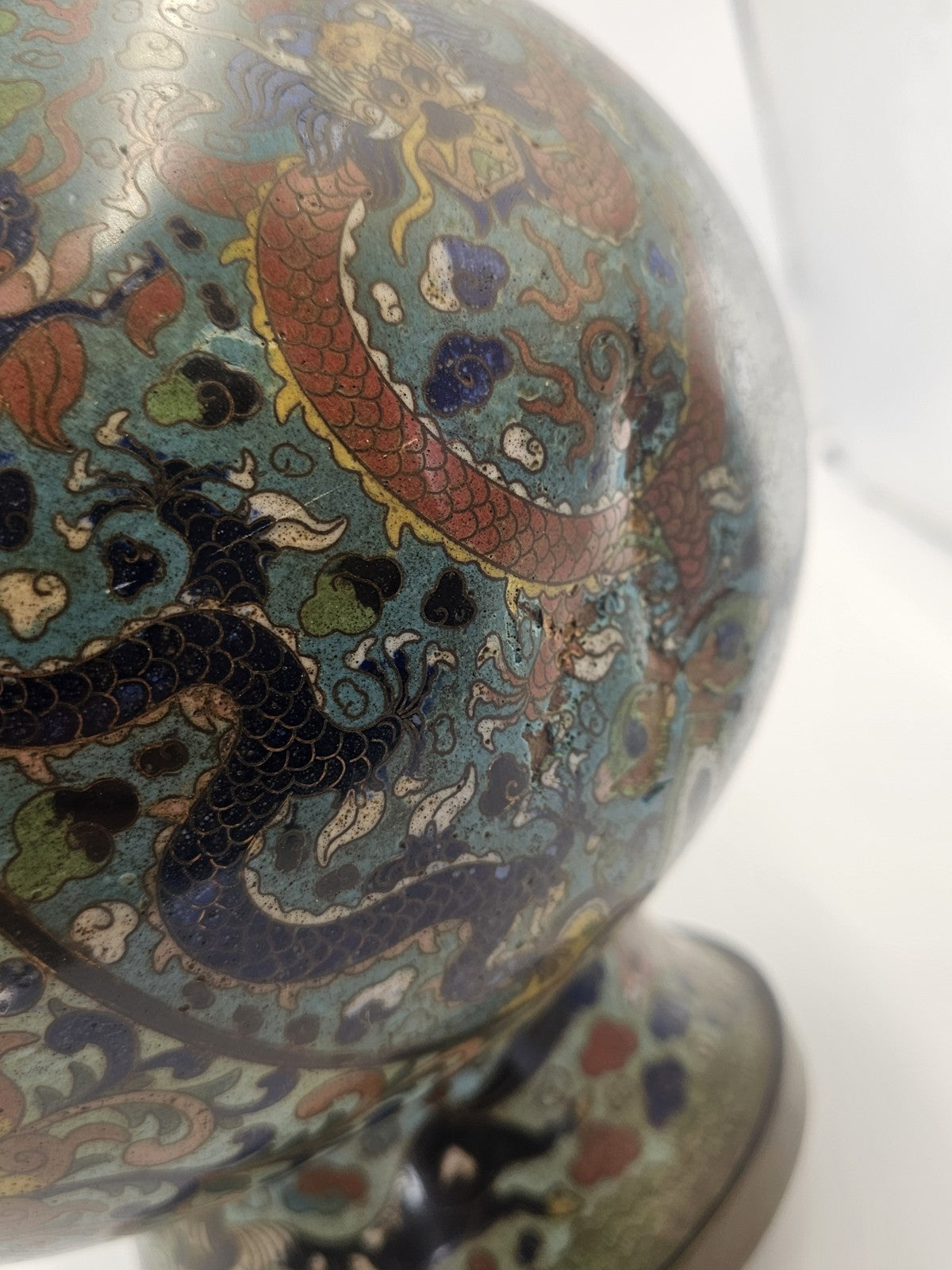 Antique Chinese Cloisonné Enamel Dragon Vase Qing Dynasty 15.4 in