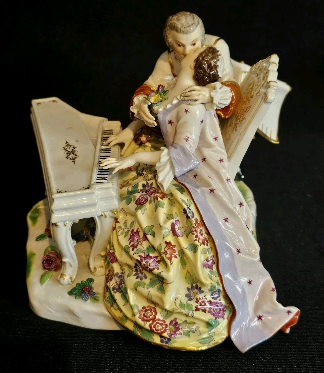 Antique Meissen Porcelain Clavichord Piano Figure Group C1860 Model 186